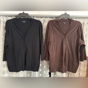 Carolyn Taylor Black and Brown V-Neck Button Cardigans